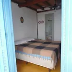 Casa rústica e charmosa em condomínio - Lagoinha